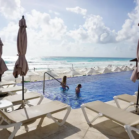 Bright And Breezy 1 Bedroom Apartment Next To Top Clubs